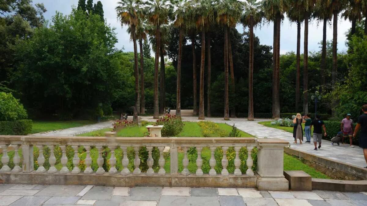 Nationalgarten Oase Zentrum Athen Syntagma-Platz Griechenland · AVENTIN Storys