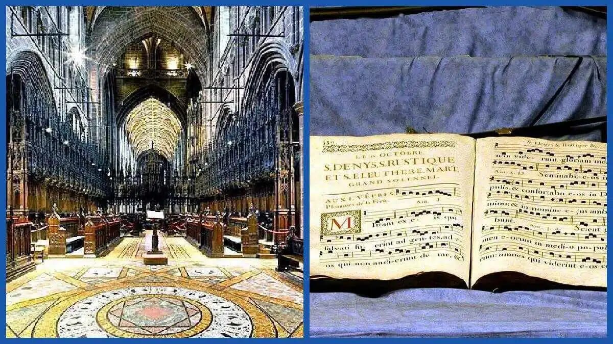 Im gotischen Kirchenschiff liegt eine offene Choralhandschrift neben dem Blick in den hohen Innenraum der Kathedrale.