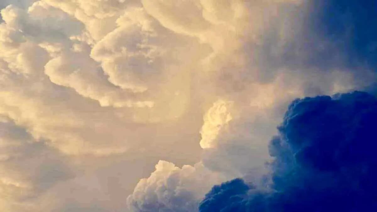 Gewitter Wetter Wolken Unwetter Regen Schatten · AVENTIN Storys