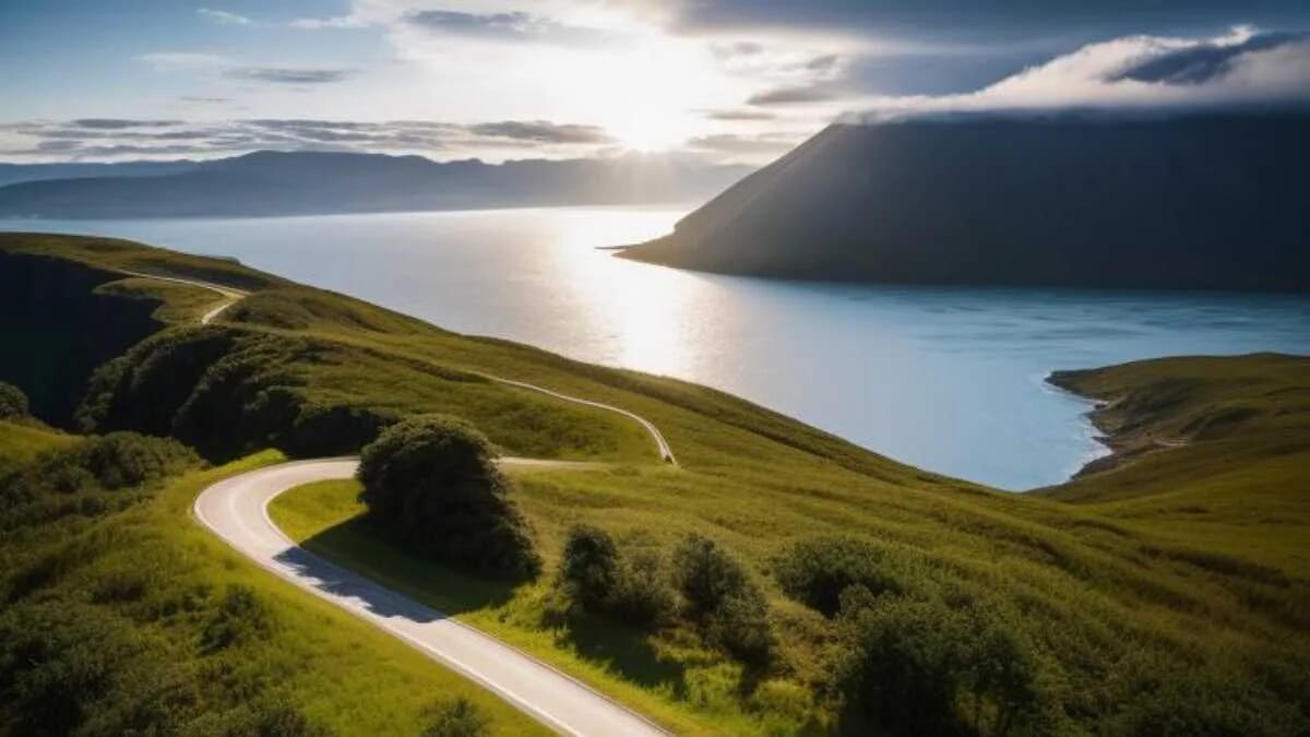 AVENTIN Storys · Landschaft Meer Küste Sonne